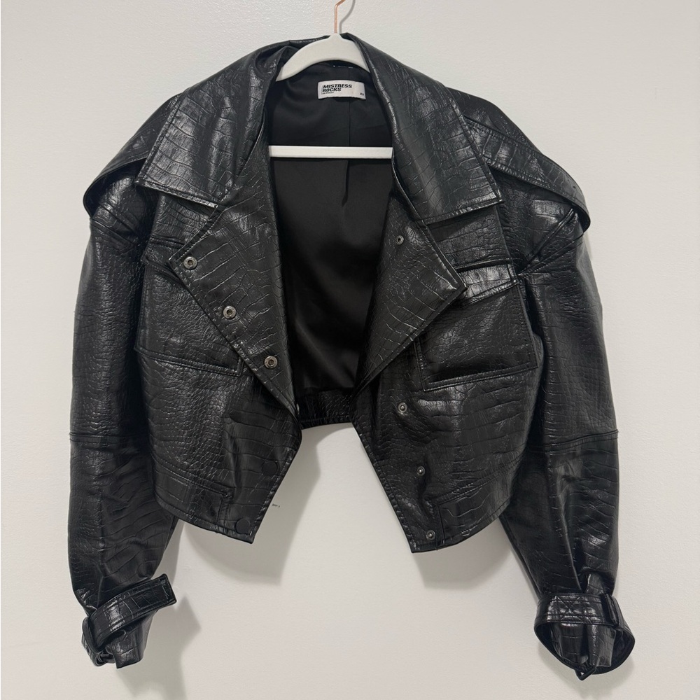 Y2K Black Cropped Faux Leather Moto Jacket Size XS Minimalist Chic
